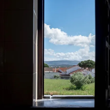 Moradia Em Vilar Dos Prazeres *