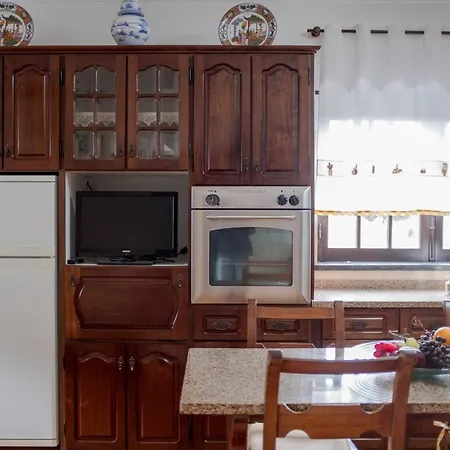 Moradia Em Vilar Dos Prazeres *