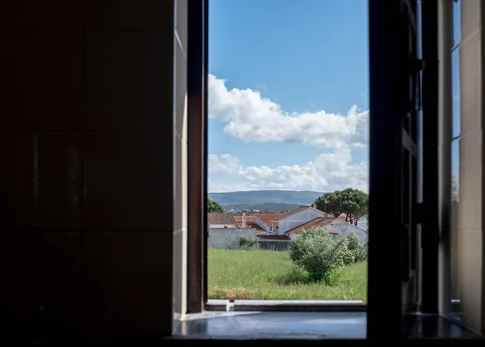 Moradia Em Vilar Dos Prazeres *